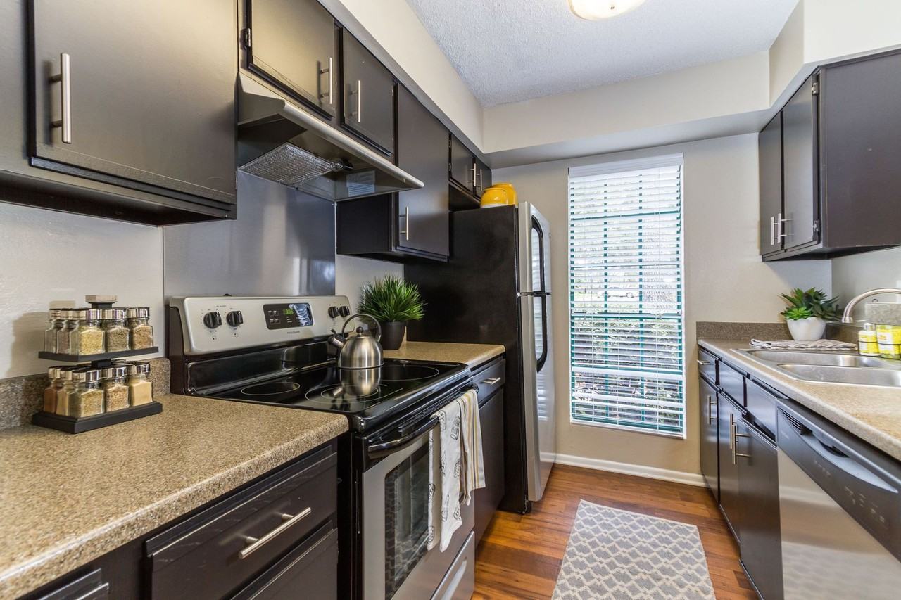 Montevista at Windermere Apartments 6421 Conroy Rd, Orlando, FL 32835