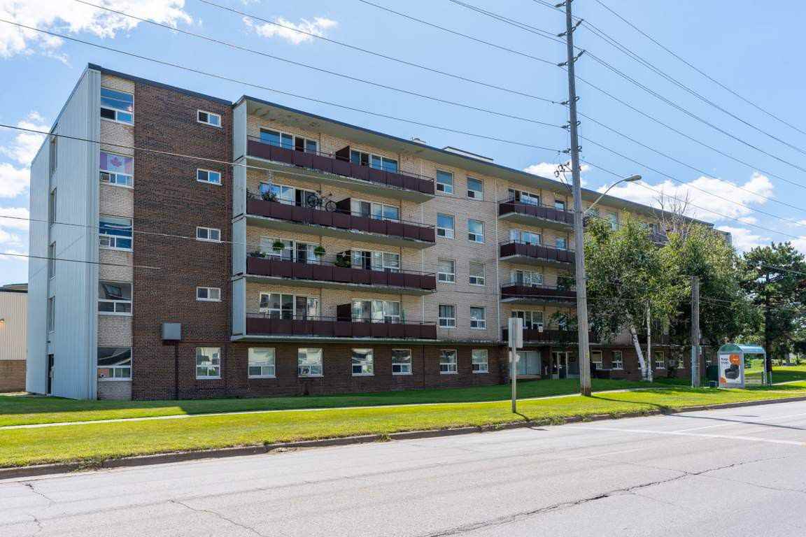 385 Gibb Street Apartments 385 Gibb St, Oshawa, ON L1J 1Z4 Zumper
