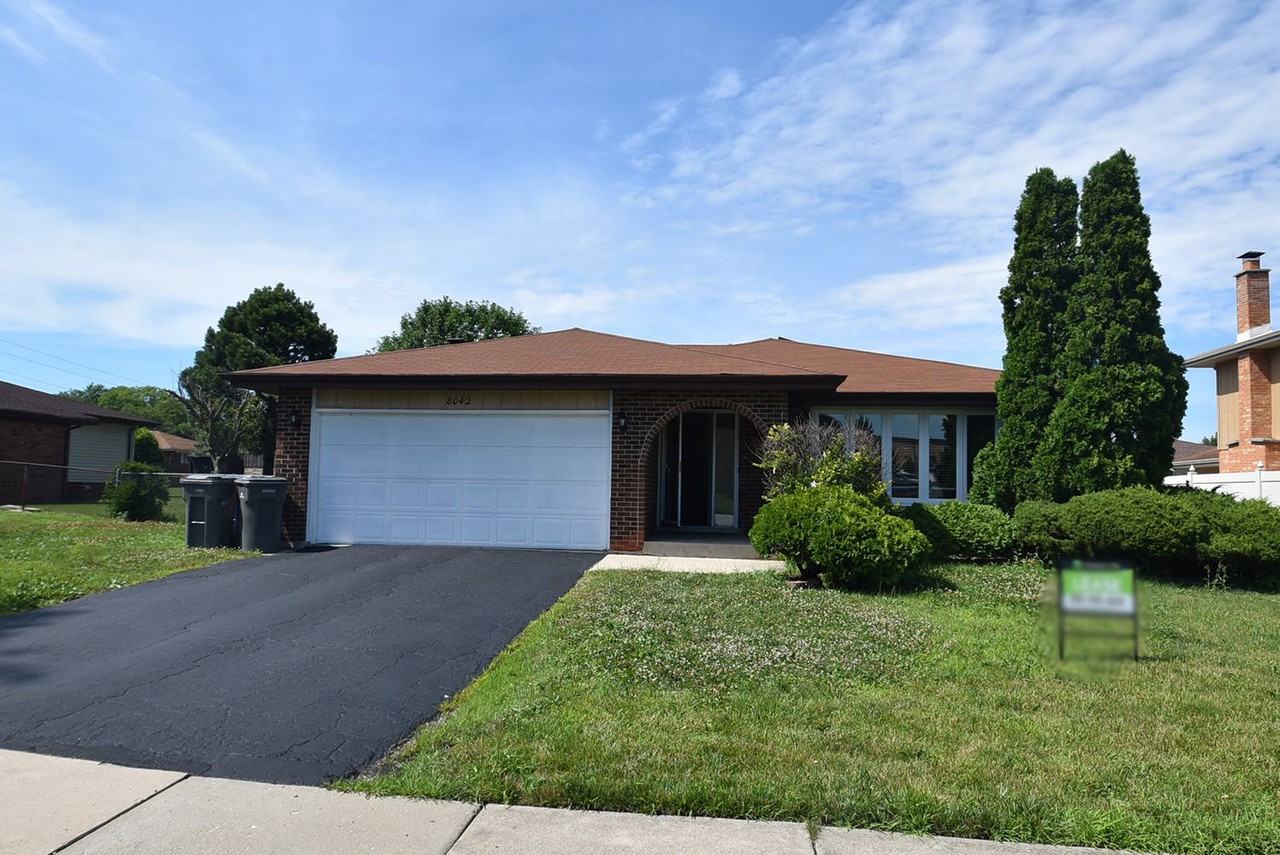 8042 W 157th St, Orland Park, IL 60462 3 Bedroom House for Rent for
