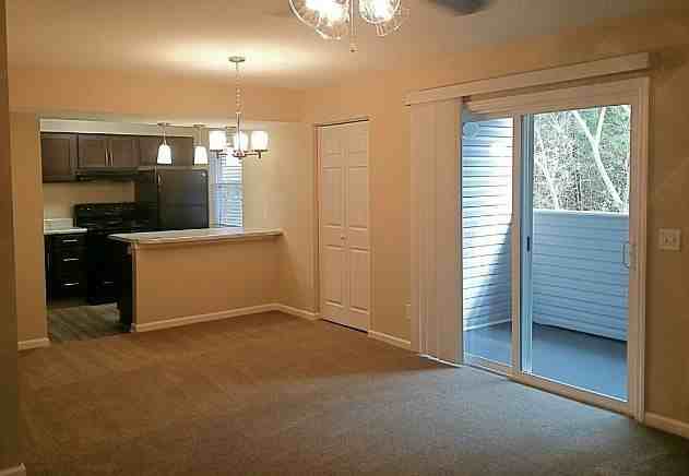 The Villages Dover Glen, Meadowood & Stonewood Apartments 301 Dover