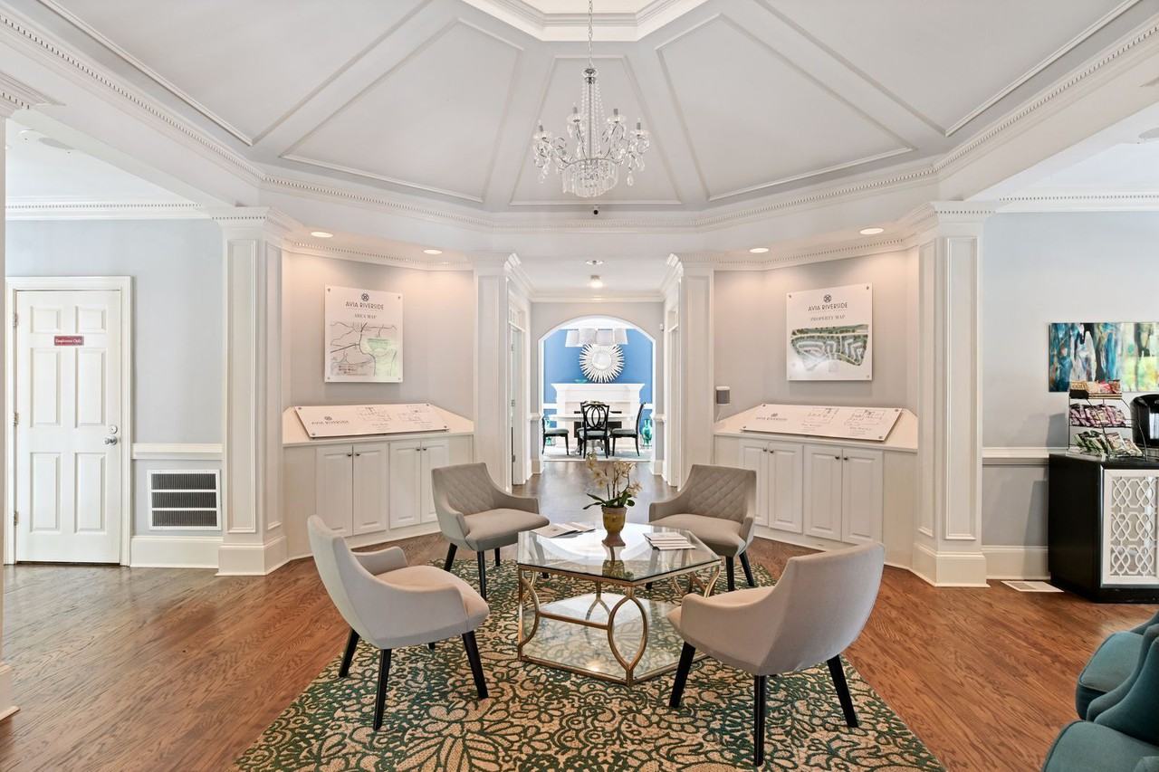 Crest at Riverside Apartments 100 Chattahoochee Cir, Roswell, GA