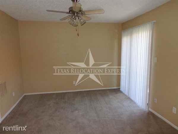 Fredericksburg and Data Point 1068 Apartments Fredericksburg Rd, San