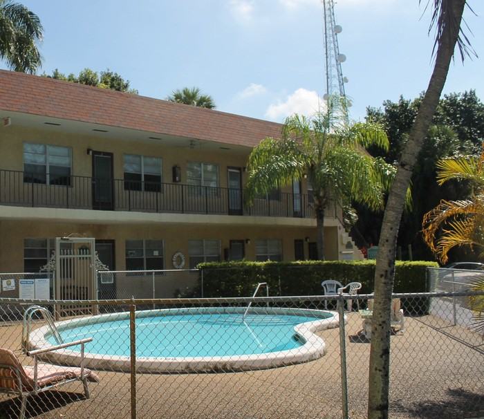 1411 Himmarshee St 8, Fort Lauderdale, FL 33312 Studio Apartment for