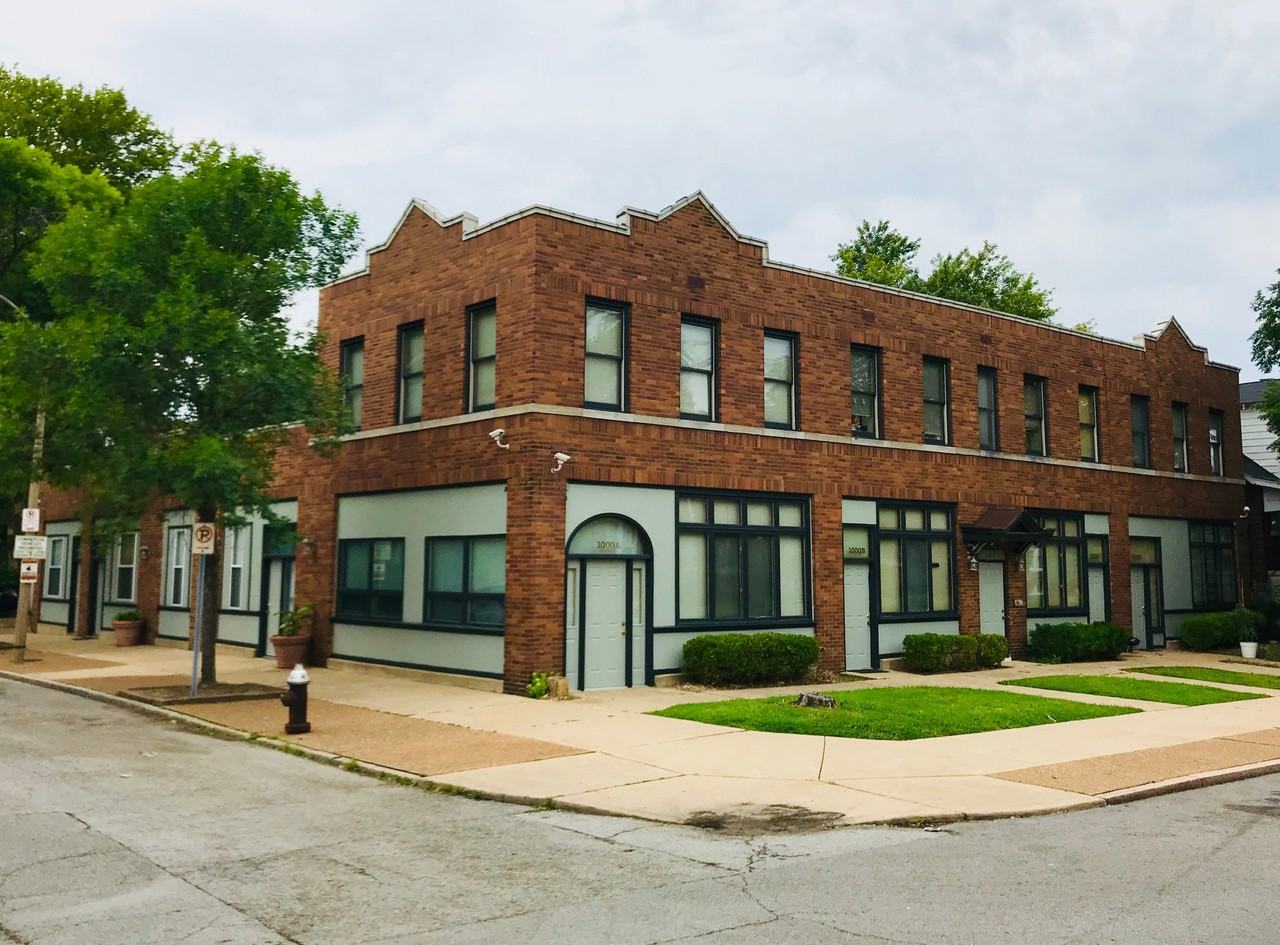 1004 Bates Street D, St. Louis, MO 63111 1 Bedroom Apartment for