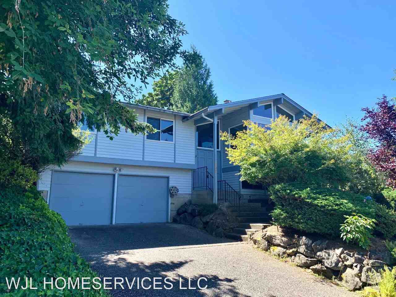 12301 Se 47th St, Bellevue, WA 98006 4 Bedroom House for Rent for