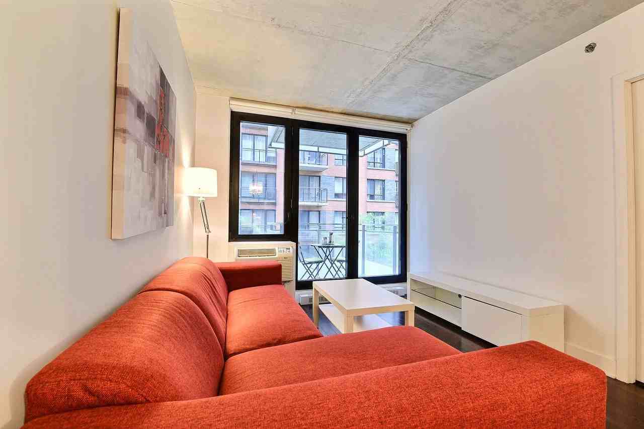 950 Rue NotreDame Ouest 241, Montréal, QC H3C 0K3 1 Bedroom Condo for