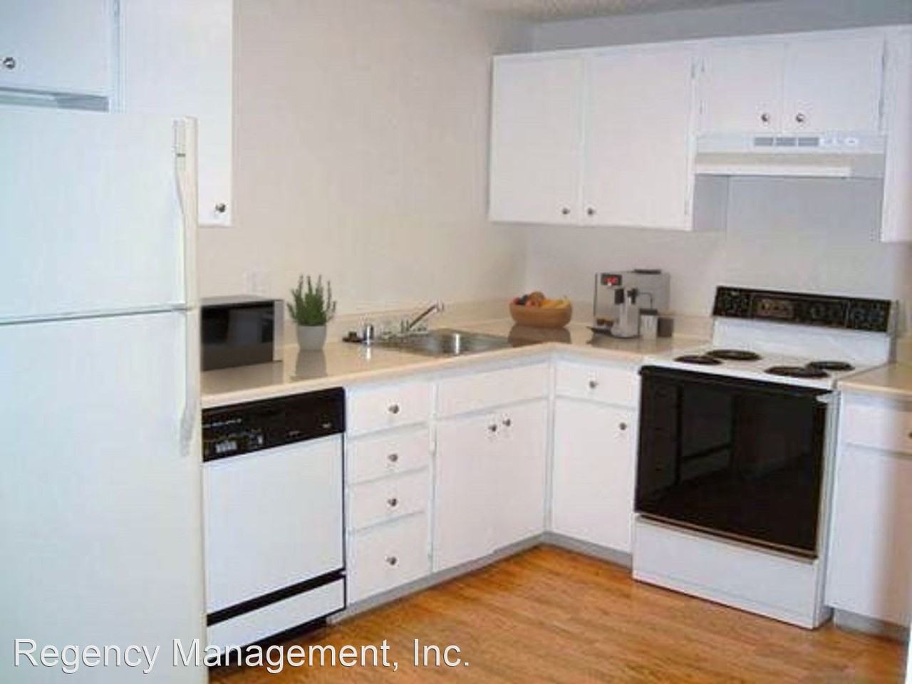 10300 & 10316 NE Stutz Rd Apartments in Starcrest, Salmon Creek, WA