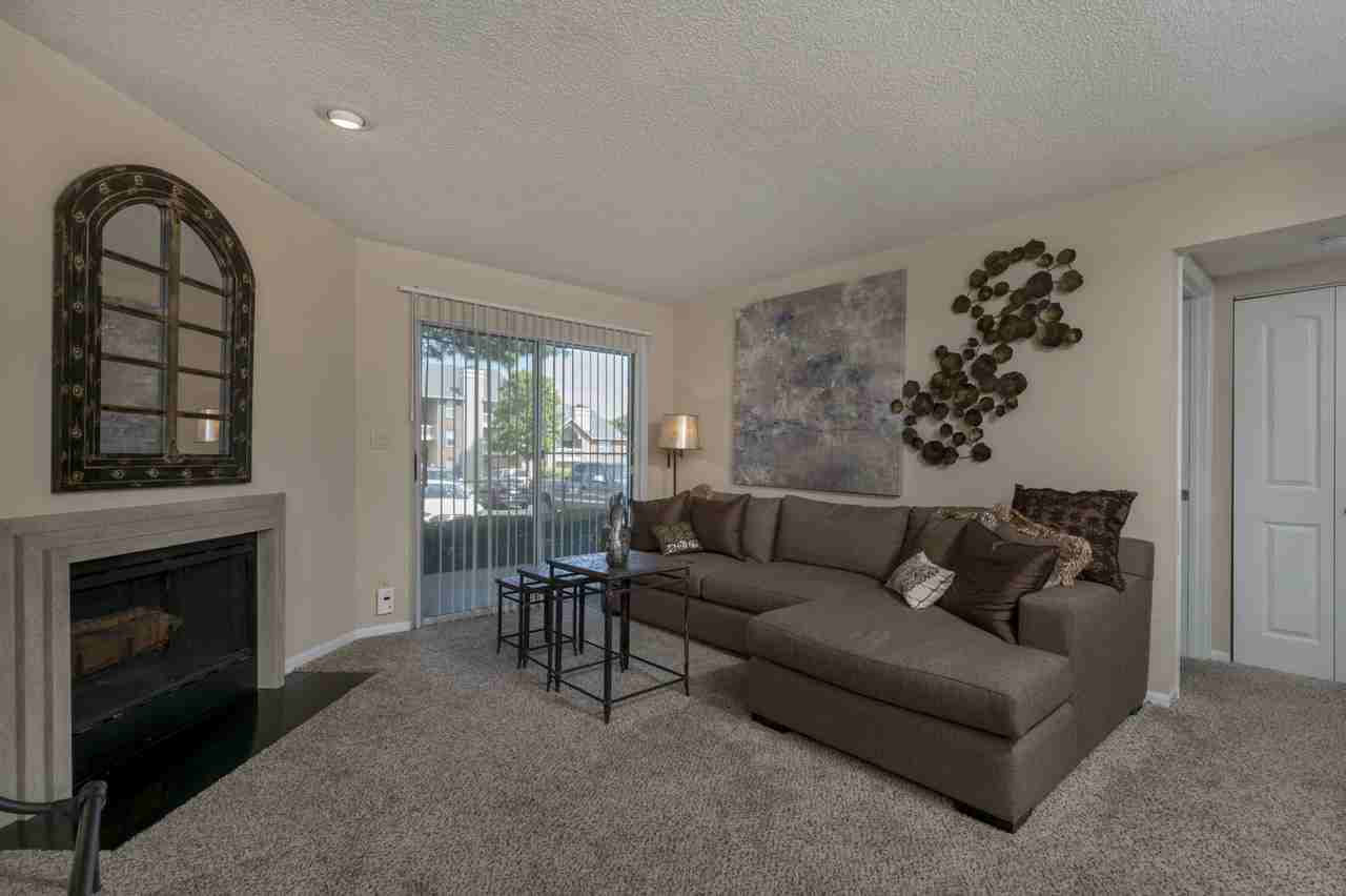 Northland Passage Apartments 6360 N London Ave, Kansas City, MO 64151