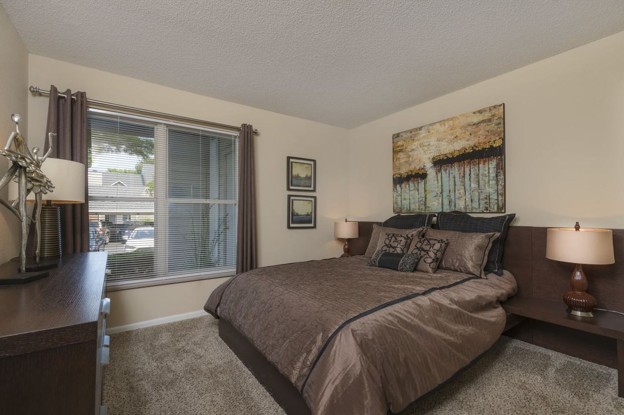 Northland Passage Apartments 6360 N London Ave, Kansas City, MO 64151