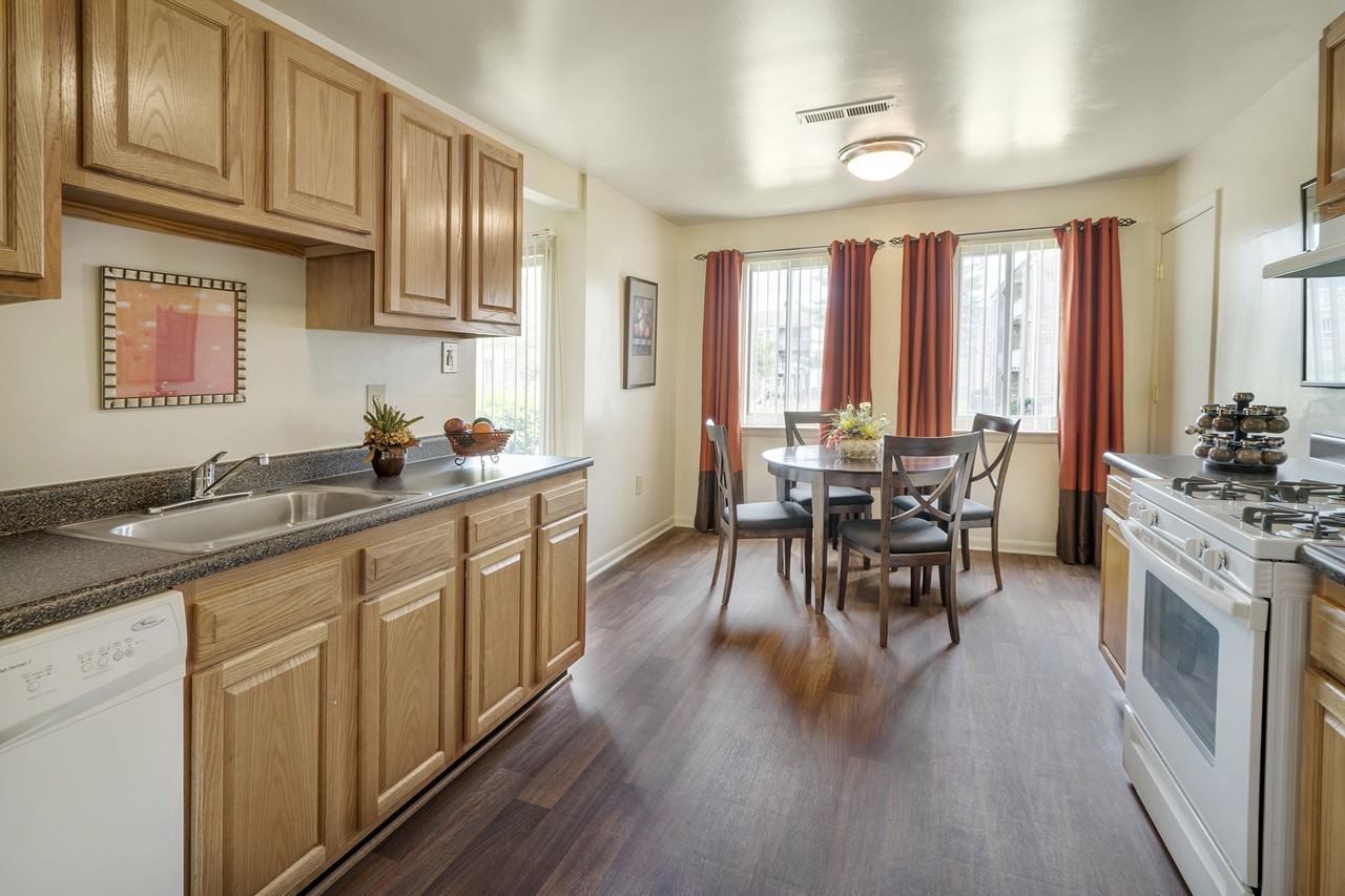 The Apartments at Elmwood Terrace 1420 Key Pkwy, Frederick, MD 21702