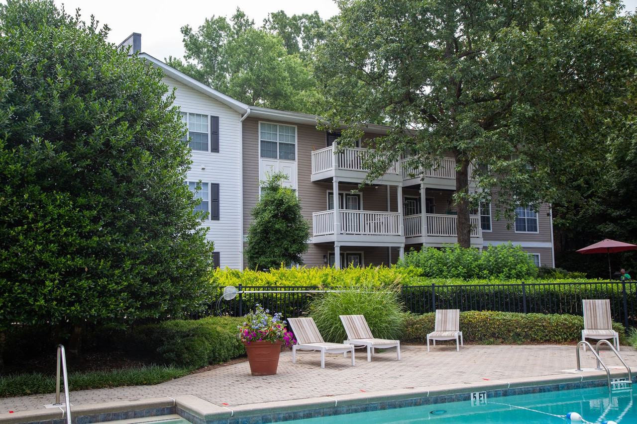 Walton Grove Apartments 2550 Cumberland Blvd Se, Smyrna, GA 30080