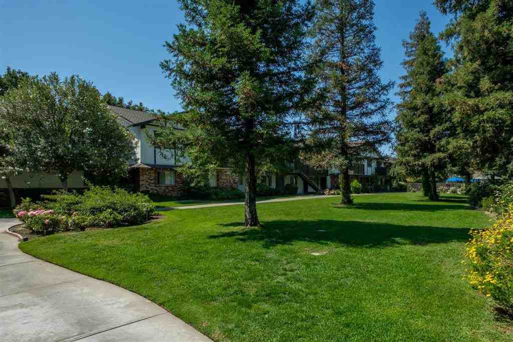 Scottsmen Too Apartments 55 W Bullard Ave, Clovis, CA 93612 Zumper