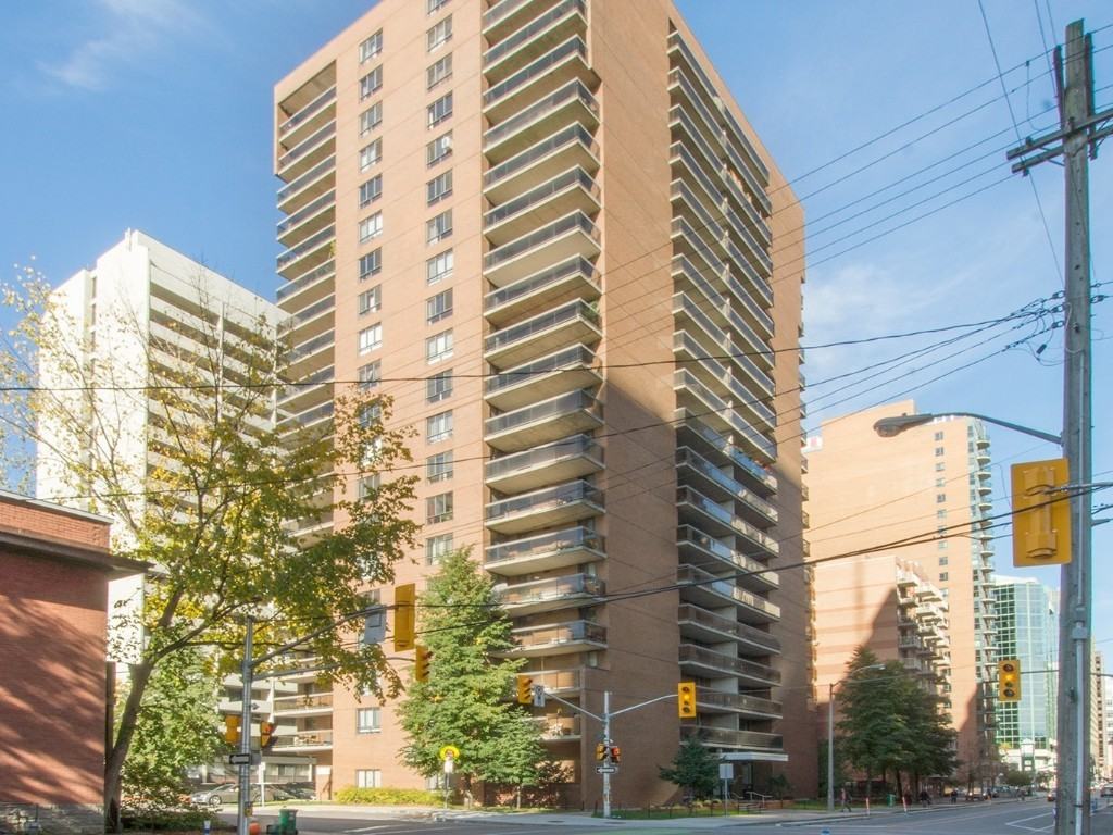 475 Laurier Avenue West Apartments 475 Laurier Ave W, Ottawa, ON K1R