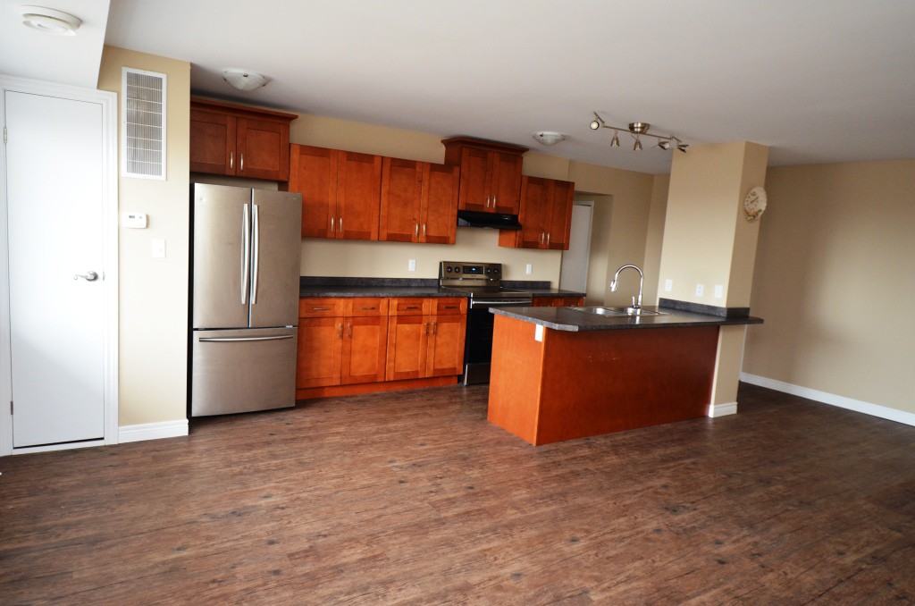 315 Glendale Avenue, St. Catharines, ON L2T 2L7 2 Bedroom Apartment