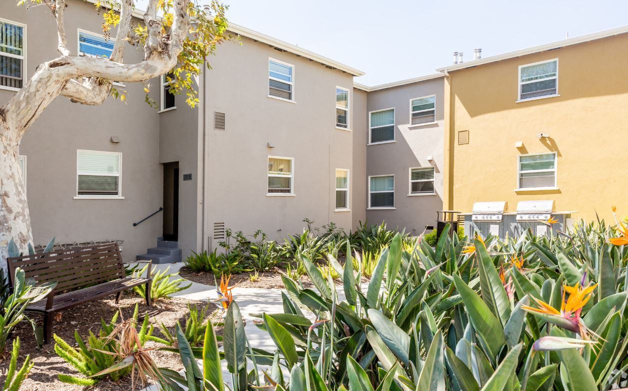 Hollypark Knolls Apartments 3120 Hollypark Dr Apt 2, Inglewood, CA