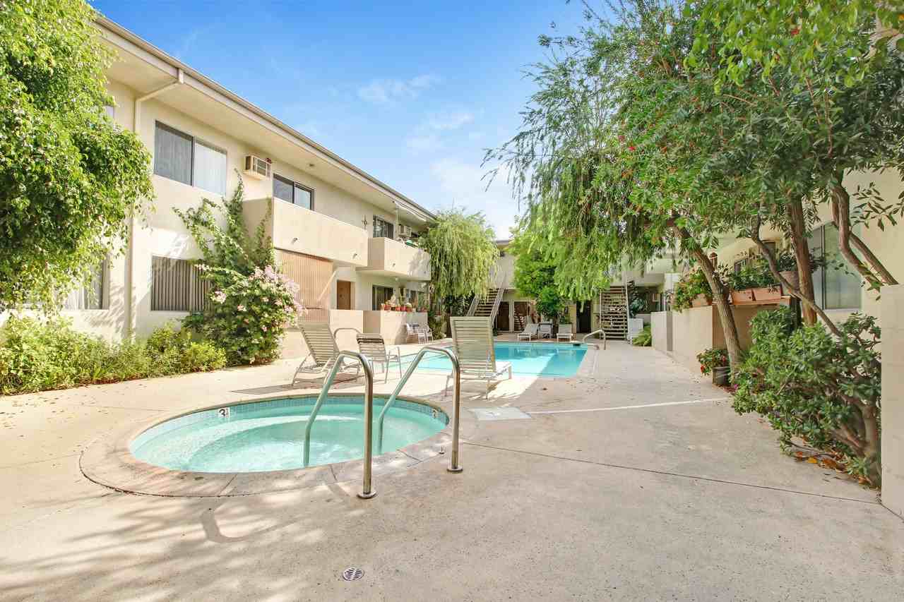 Encino Hillcrest Apartments 5292 Newcastle Ave, Los Angeles, CA 91316