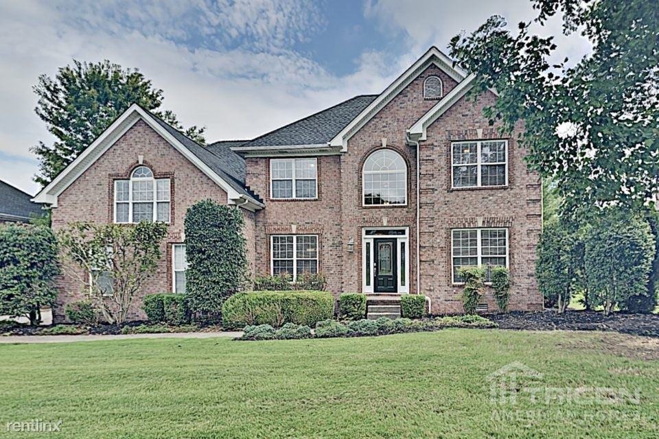 105 Crooked Creek Ct, Hendersonville, TN 37075 3 Bedroom House for Rent