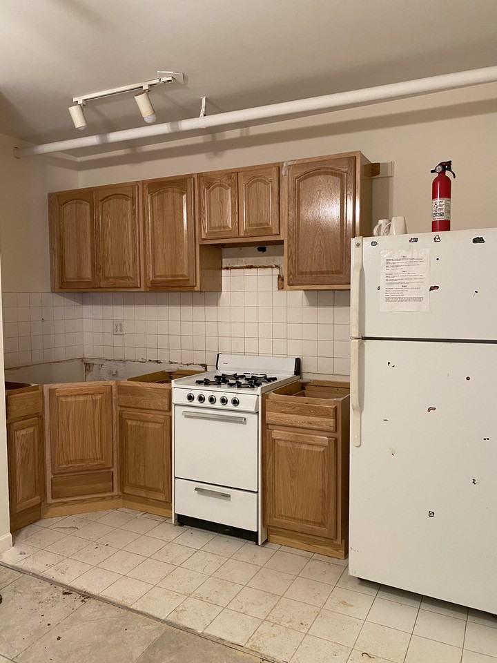 1422 Edwards Ave, New York, NY 10461 1 Bedroom Apartment for 1,450