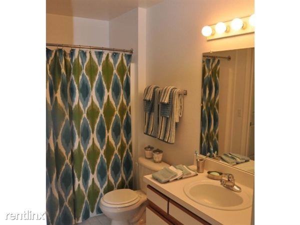 The Glens at Rolling Ridge Apartments 3890 Audrey Rae Ln, Howell, MI