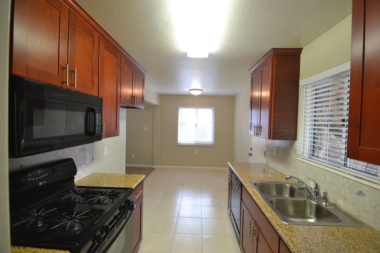 829 West El Camino Avenue, Sacramento, CA 95833 3 bedroom House