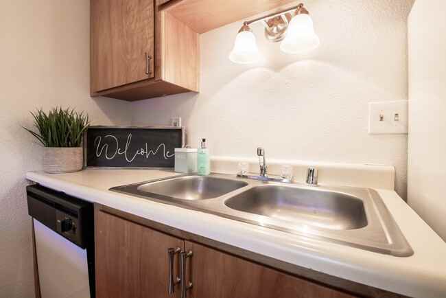 Lincoln Pointe Apartments 4277 Larson St, Olivehurst, CA 95961 Zumper