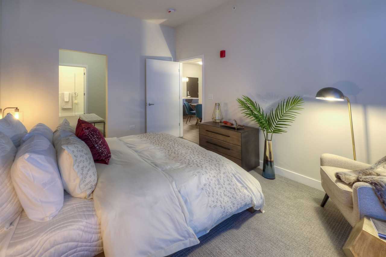 Uptown La Grange Apartments 31 E Ogden Ave, La Grange, IL 60525 Zumper