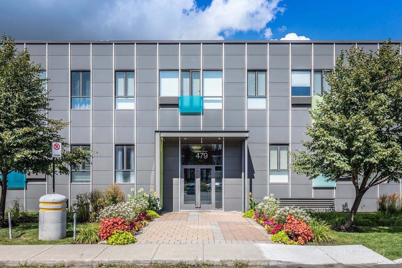 479 Avenue MousseauVermette 2.111, Dorval, QC H9S 1A9 Studio