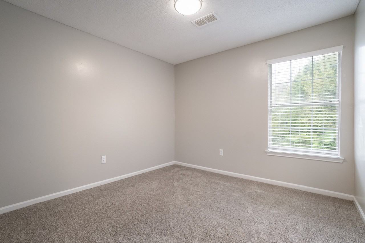 The Pointe at Ridge Cove Apartments 100 Parkridge Dr, Jackson, TN