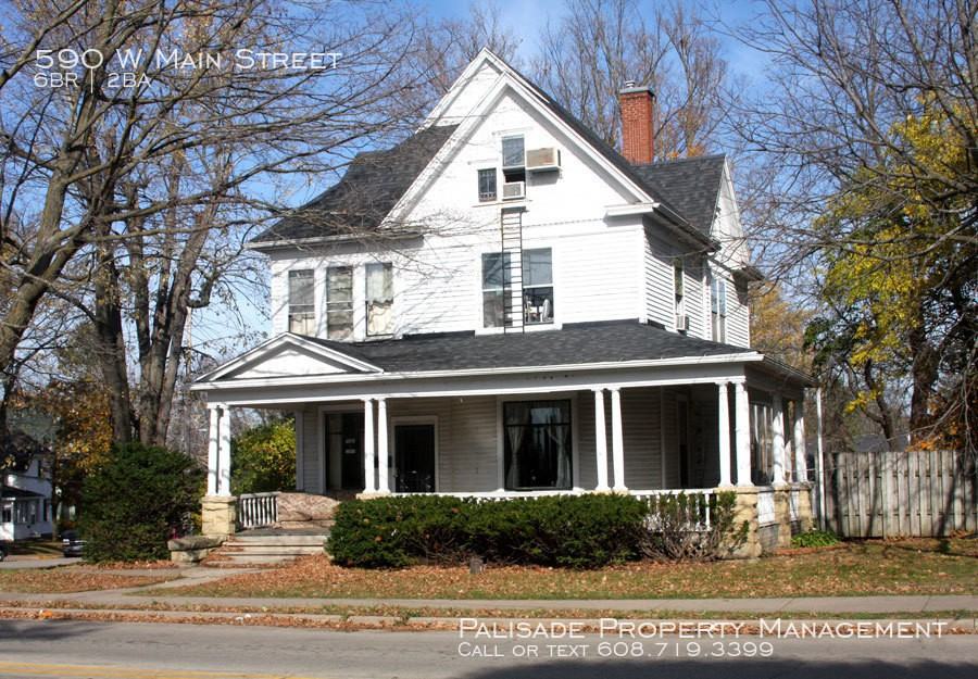 590 W Main St, Platteville, WI 53818 6 bedroom home for rent