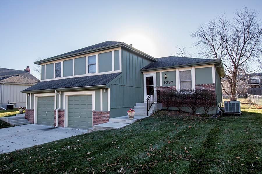 1037 W Sheridan St, Olathe, KS 66061 2 Bedroom Apartment for Rent for