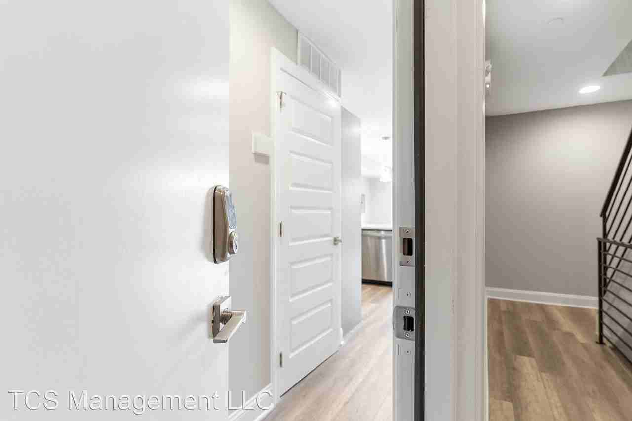 1419 Poplar Street Apartments 1419 Poplar St, Philadelphia, PA 19130