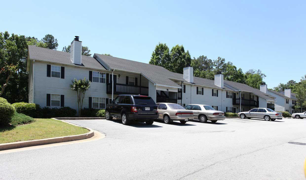 Tall Oaks Apartments and Villas 348 Tall Oaks Dr Se, Conyers, GA