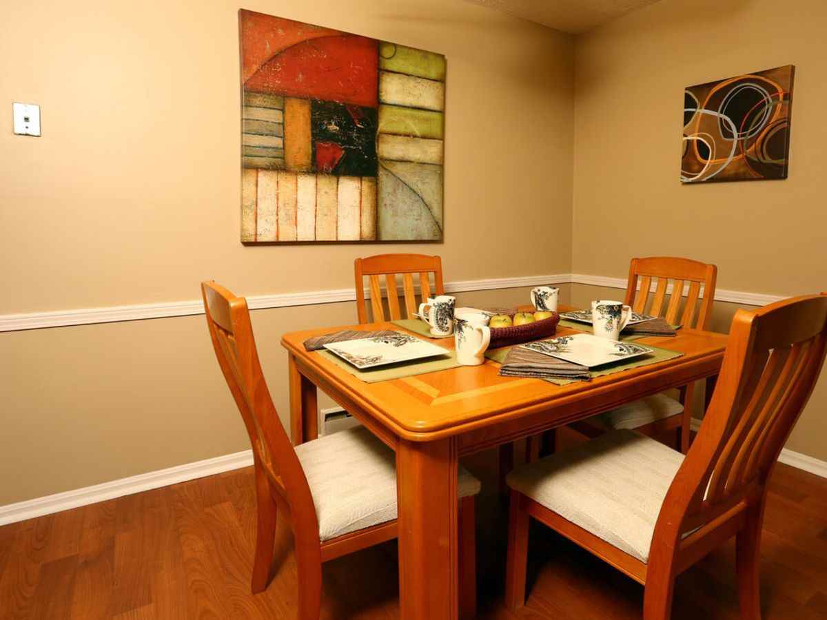 Hillbrook Apartments 478 South Raccoon Road, Youngstown, OH 44515