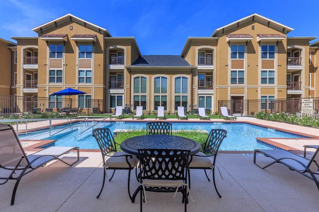 Midway Villas Apartments 1430 S Milanos Rd, Weslaco, TX 78596 Zumper