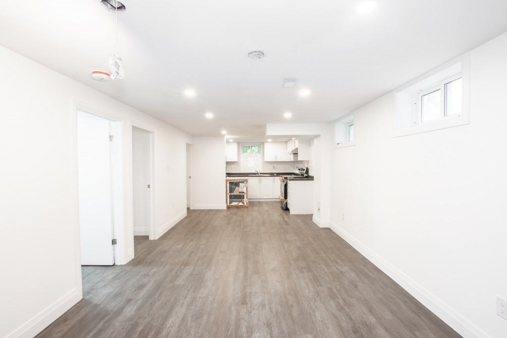 Carlton Street B Apartments in Grantham, St. Catharines, ON L2M None