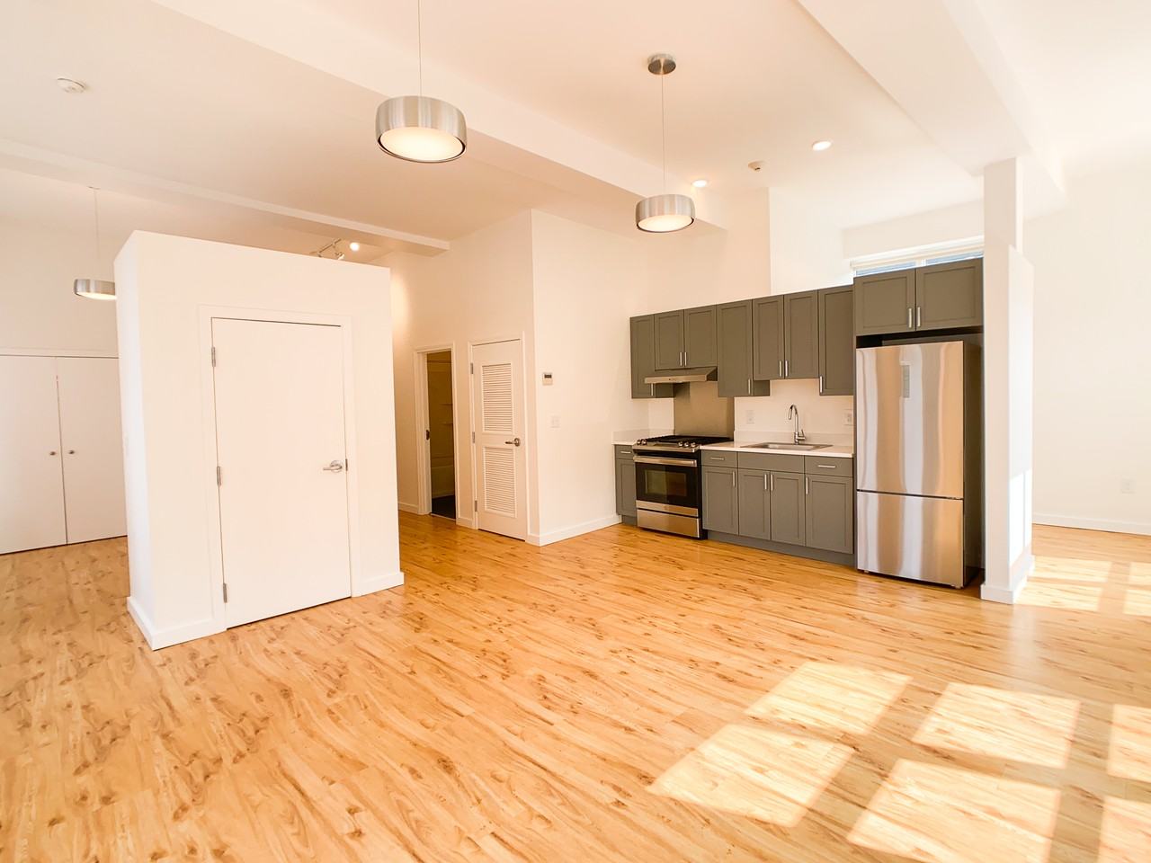 The Clemence Building 93 Clemence Street, Providence, RI 02903