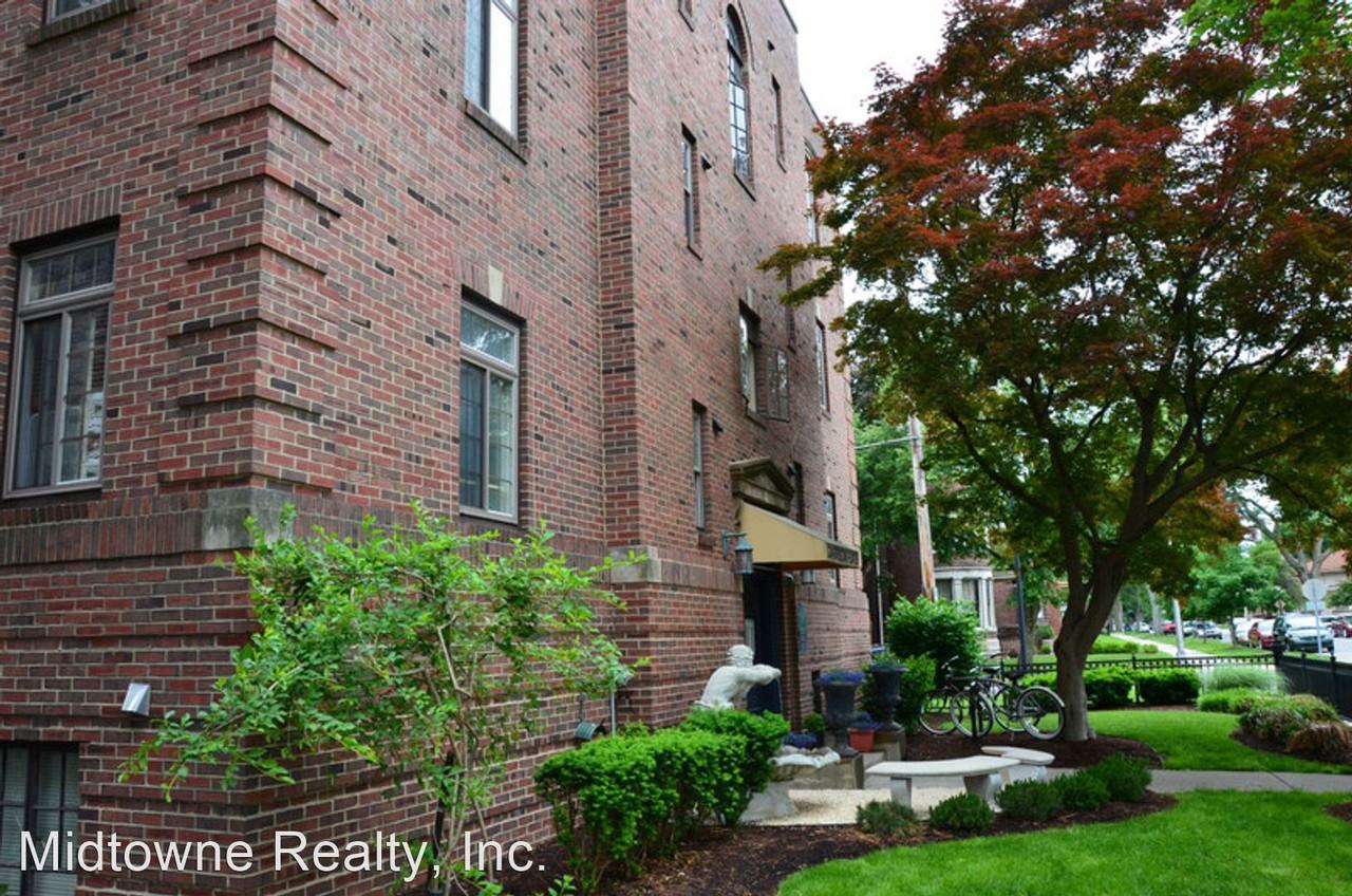 Garrison Flats 733 W. Wayne St. Apartments for Rent in West Central