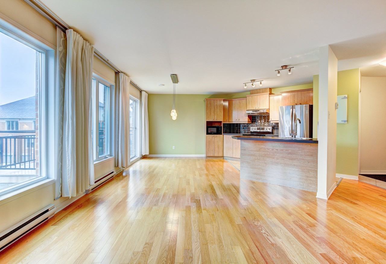9050 Rue Le Corbusier, Brossard, QC J4Y 3K5 2 Bedroom Apartment for