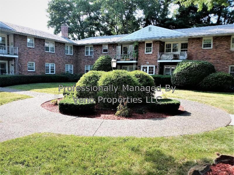 9/11/13 Village Drive, Delmar, NY 12054 3 Bedroom Apartment for 1,350