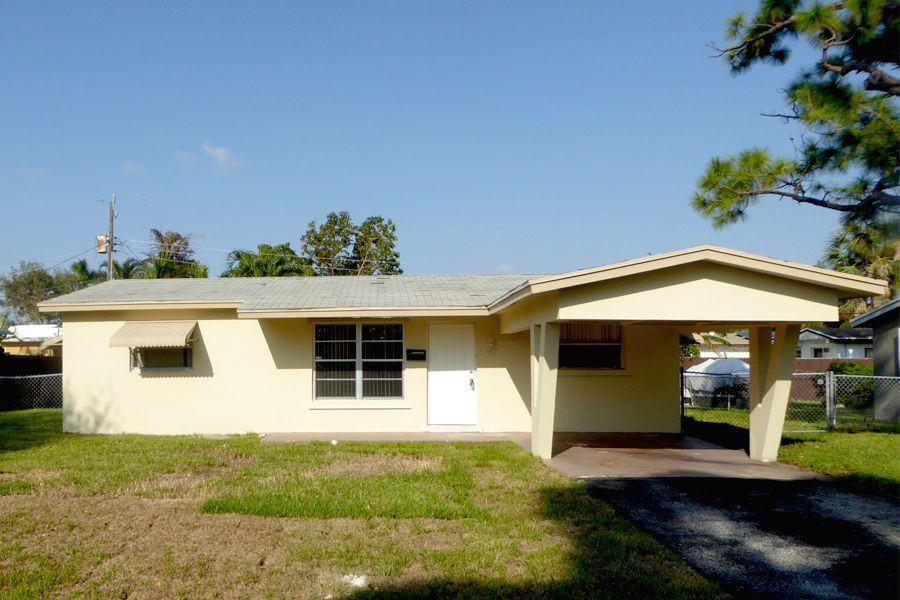 571 Se 2nd Ter, Pompano Beach, FL 33060 3 Bedroom House for Rent for