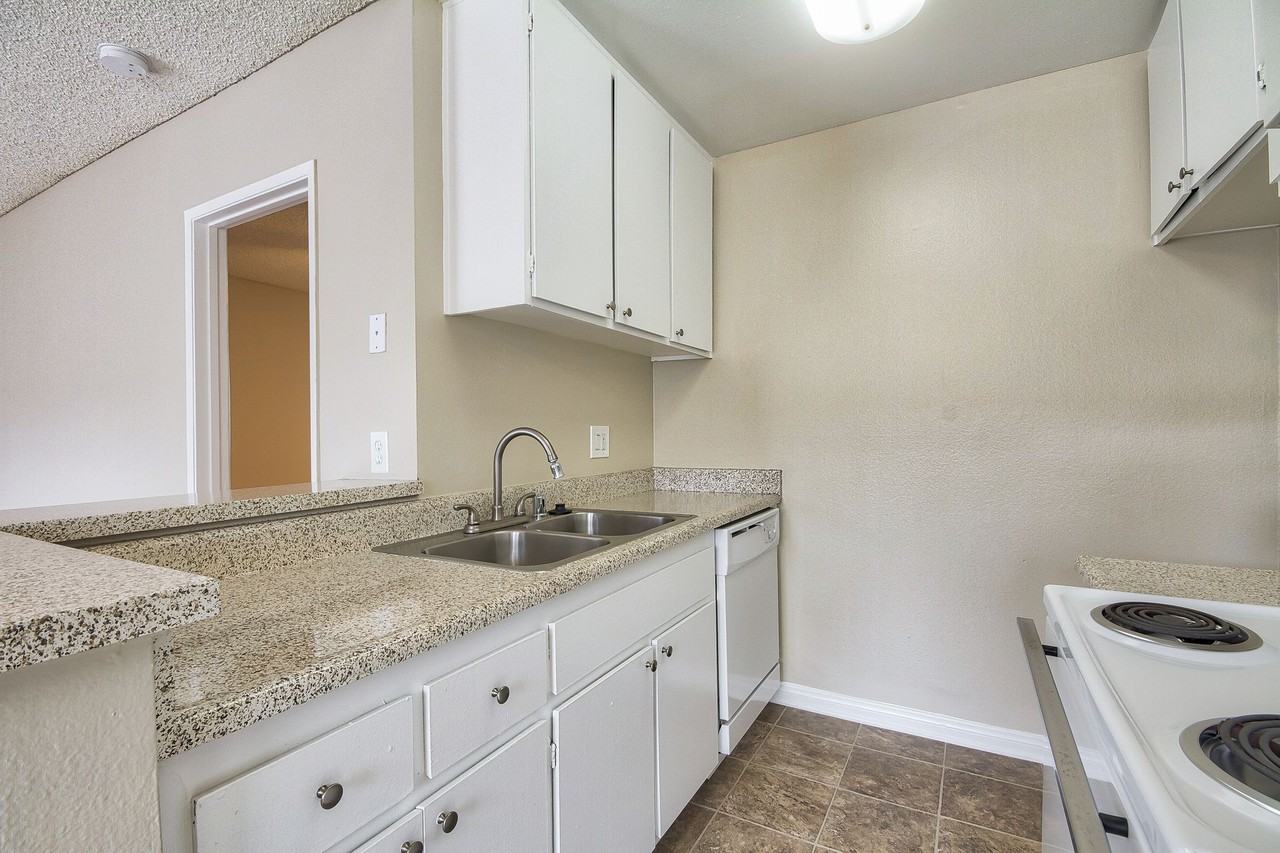 Wallace Court Apartments 1955 Wallace Ave, Costa Mesa, CA 92627 Zumper