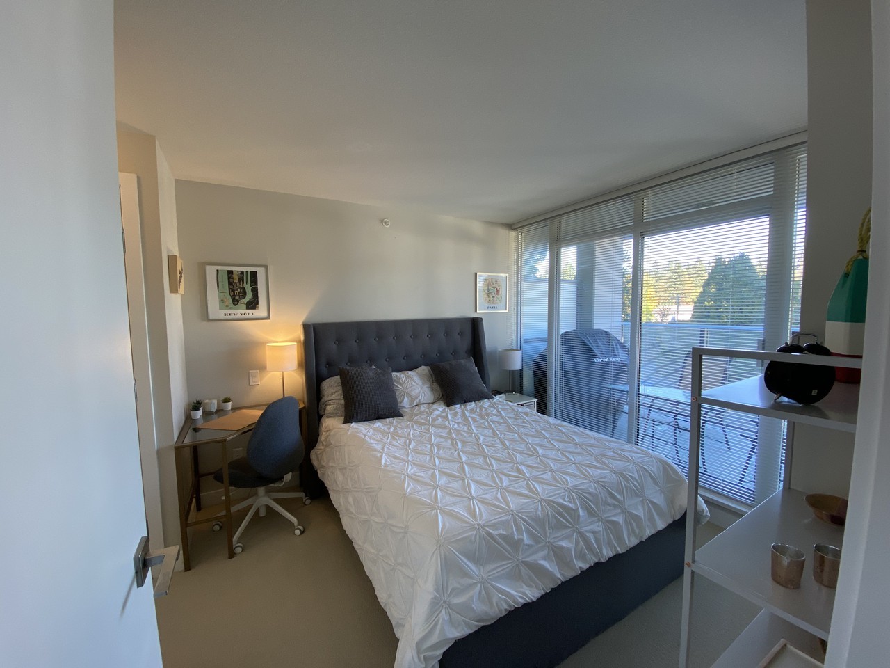 958 Ridgeway Avenue 606, Coquitlam, BC V3K 3N9 1 Bedroom Condo for
