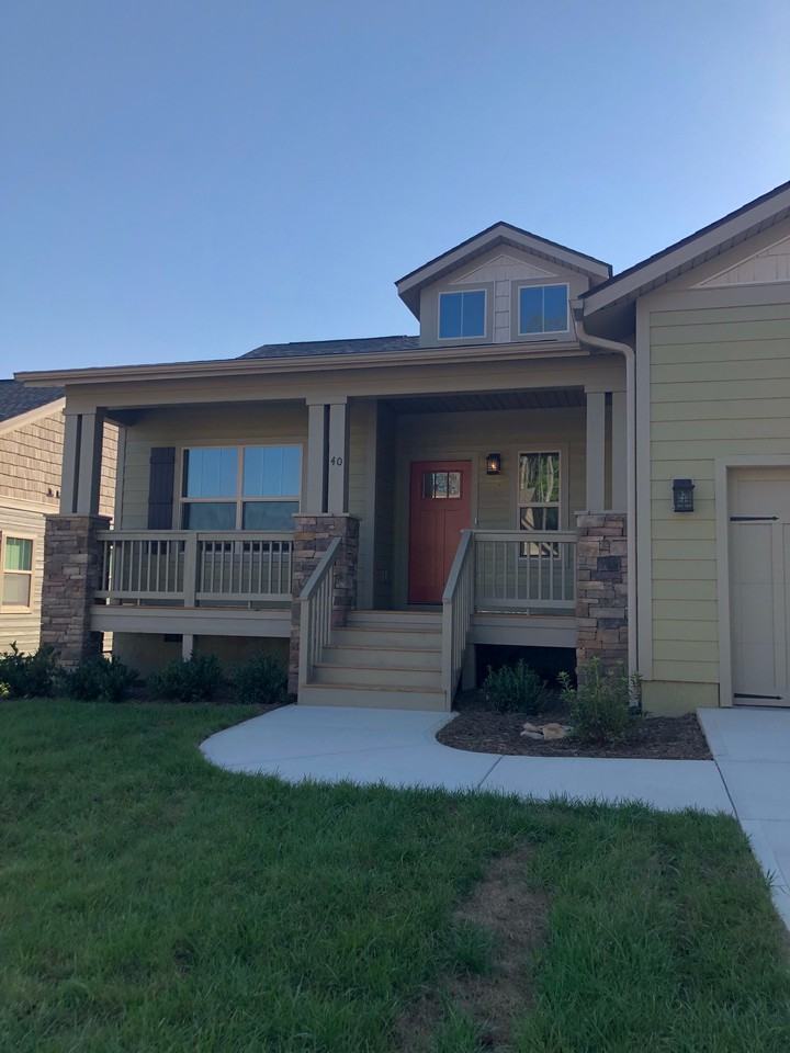 Sandstone Dr. 40, Asheville, NC 28804 3 Bedroom Apartment for 1,995