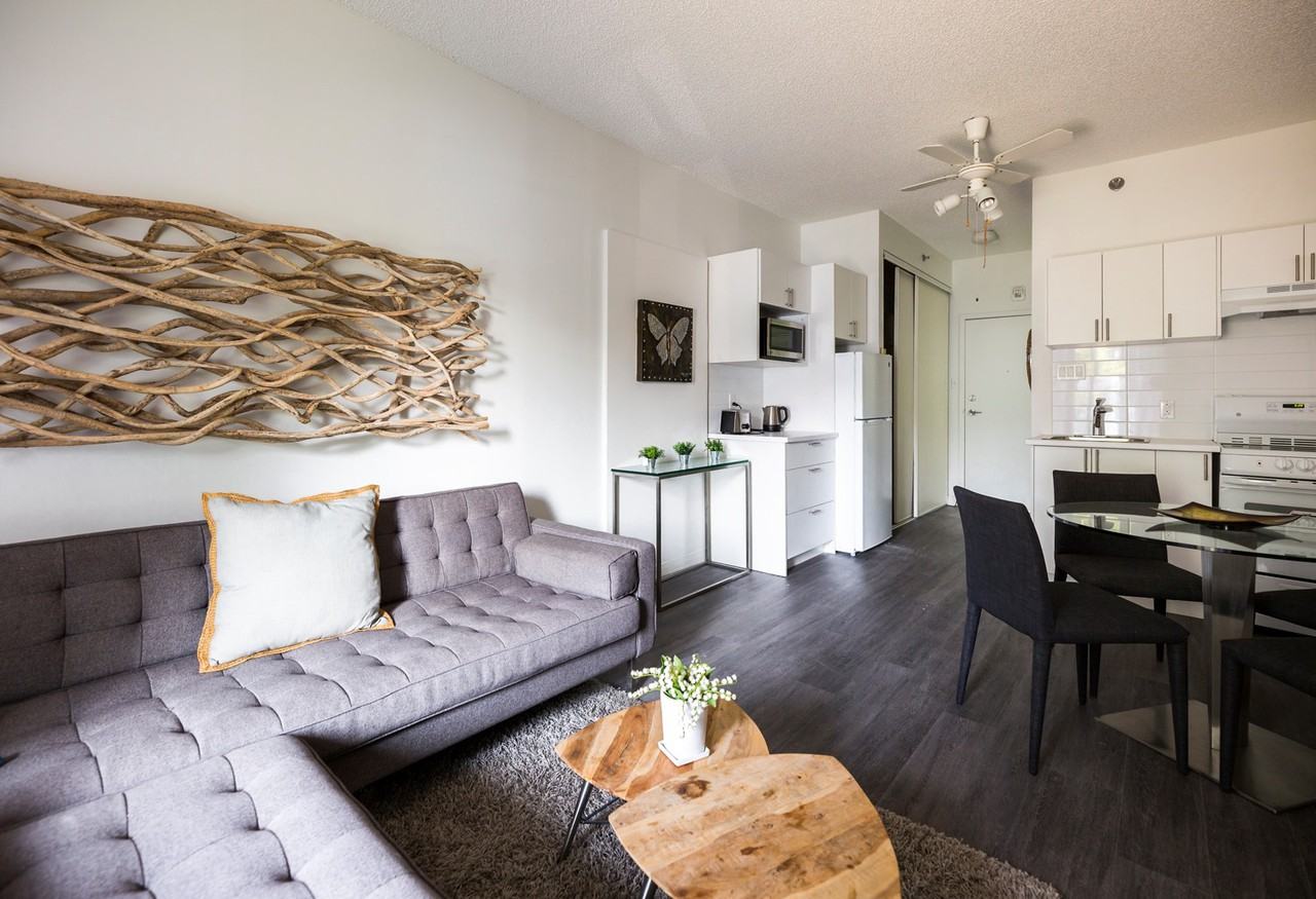 Le Mil Apartments 1000 Boulevard Chomedey 1 1/2, Laval, QC H7V 3X8