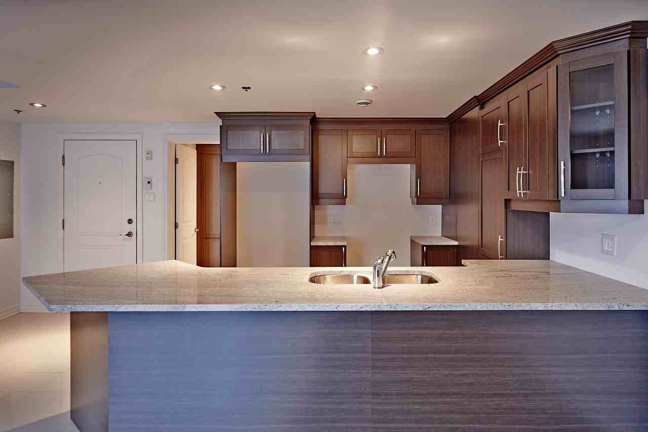 4445 Boulevard SaintJean 405, DollardDes Ormeaux, QC H9H 2A4 2