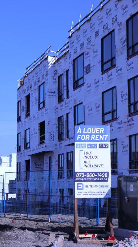 Mai, June, July, August Upscale 1 bd. All Inclusive Apartments 703