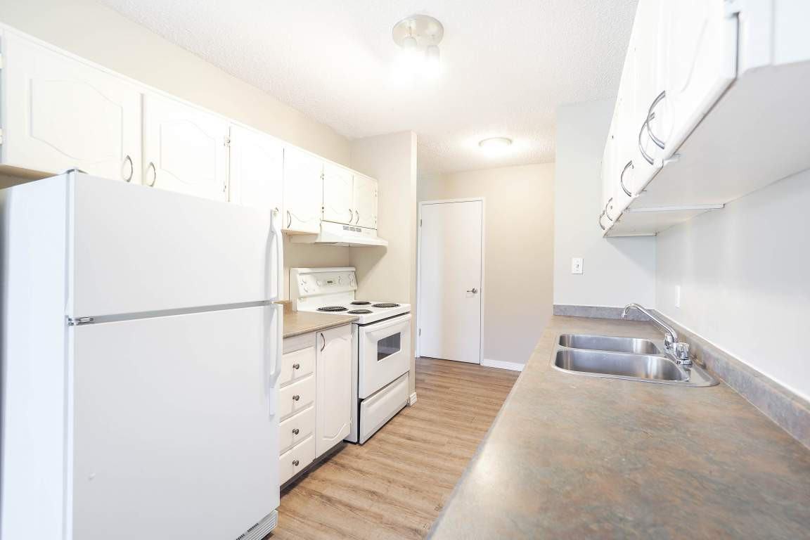 Blue Quill Gardens Apartments 12005 25 Ave Nw, Edmonton, AB T6J 4G6