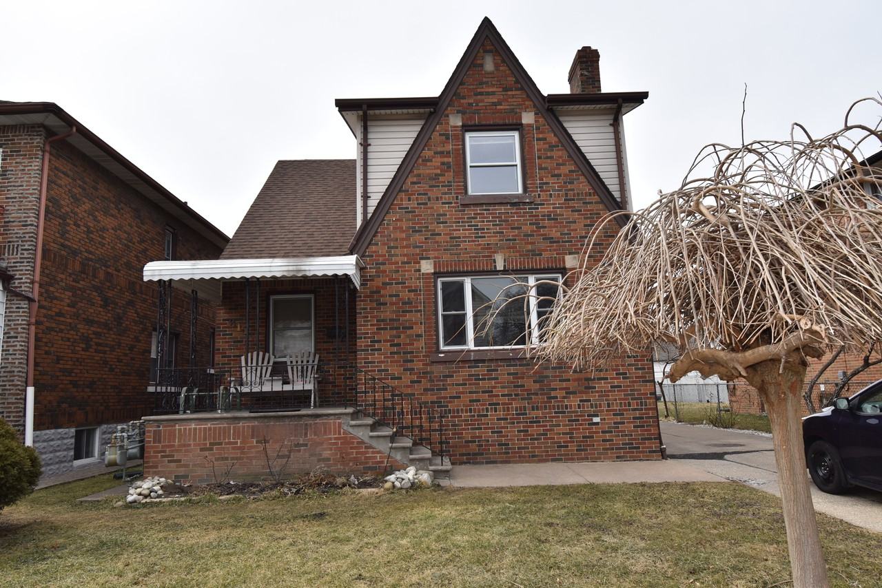 815 Marion Ave Apartments in Walkerville, Windsor, ON N9A 2H8 Zumper