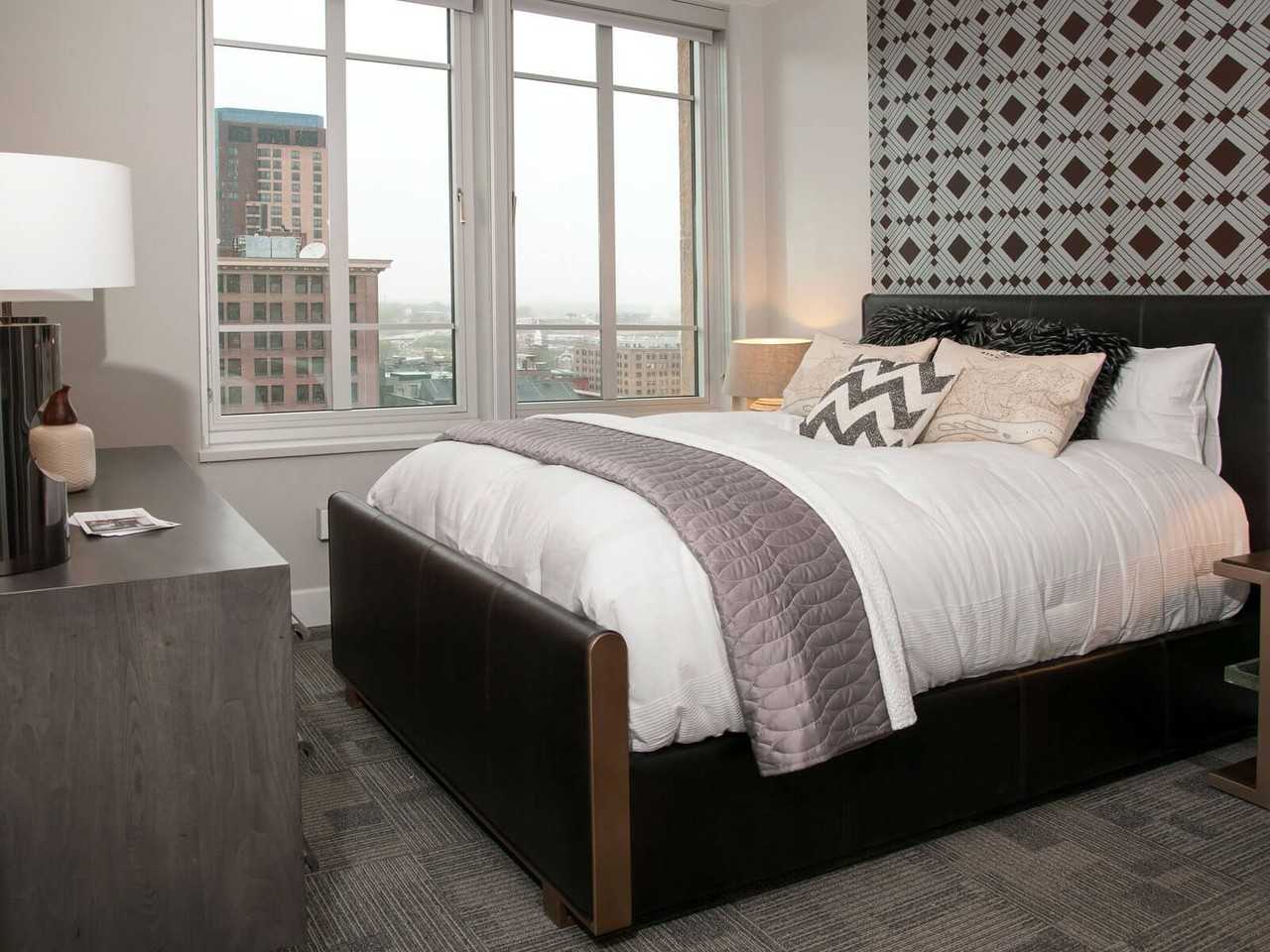 Custom House Apartments 180 Kellogg Blvd E, St. Paul, MN 55101 Zumper