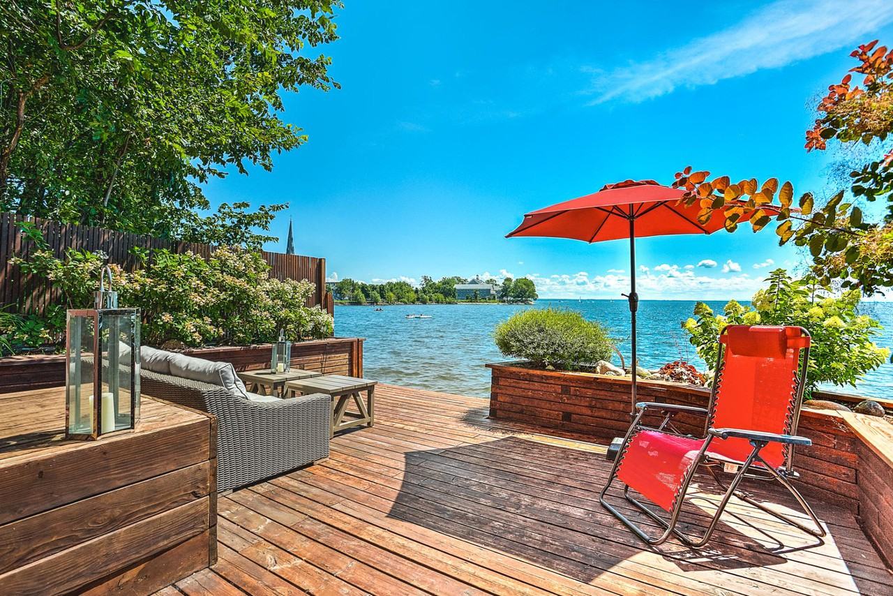 338A Ch Du BordDuLac Lakeshore, PointeClaire, QC H9S 4L7 2 Bedroom